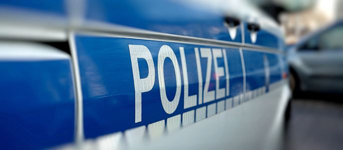 Während Messe: Unbekannte schießen auf Kirchenfenster